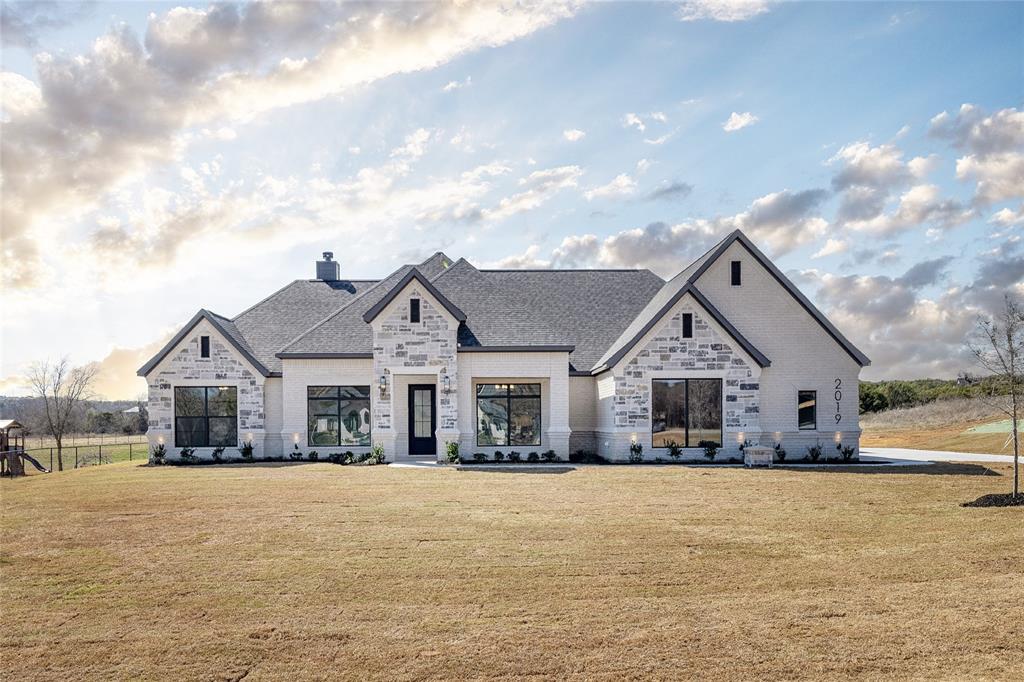 2019 Veal Circle Property Photo 1