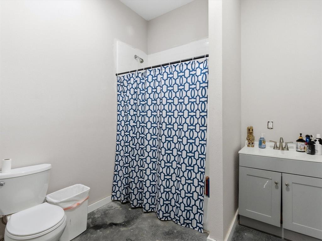 715 County Road 4599 Property Photo 20