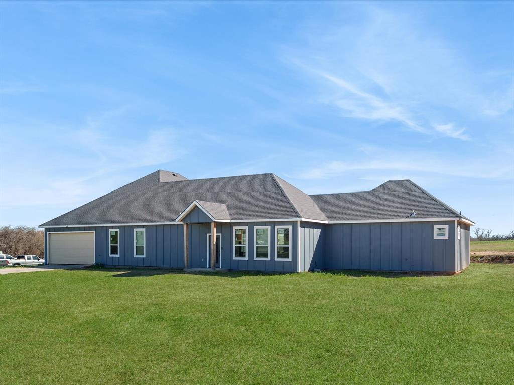 715 County Road 4599 Property Photo 32
