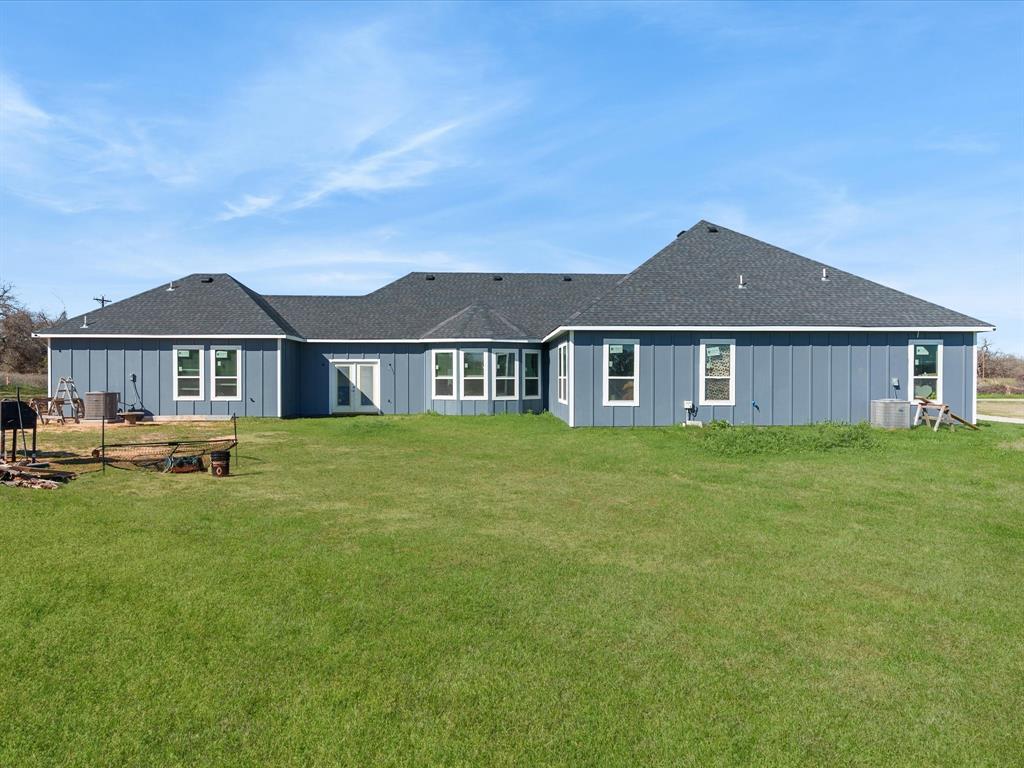 715 County Road 4599 Property Photo 34