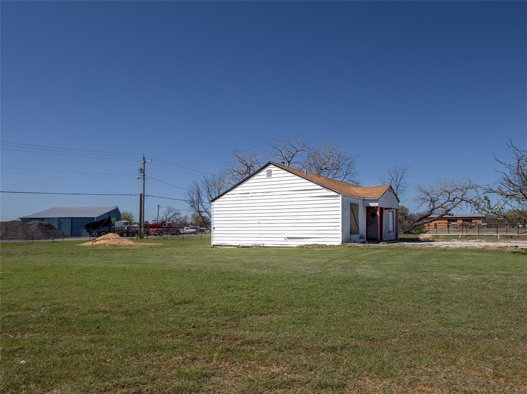 1607 Highway 206 Property Photo 3