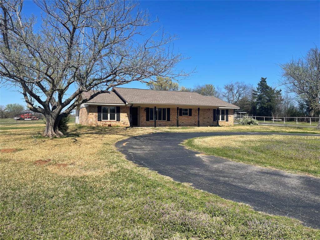 1624 County Road 1560 Property Photo 1