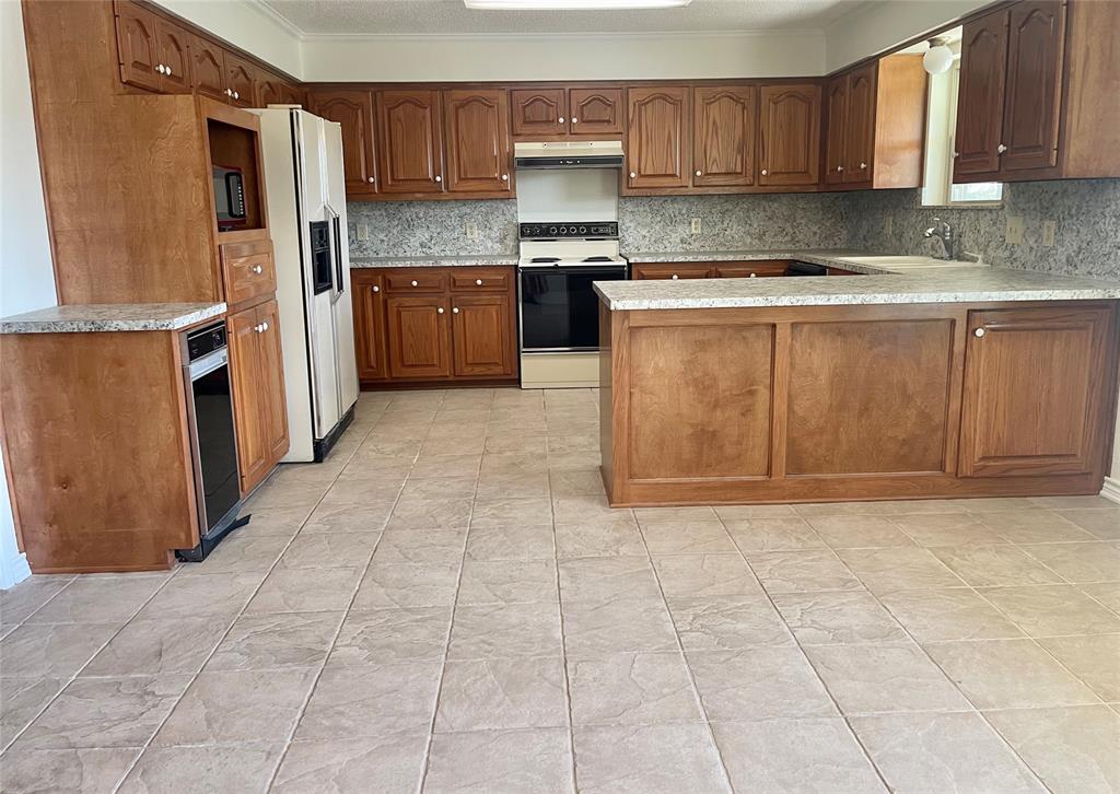 1624 County Road 1560 Property Photo 3