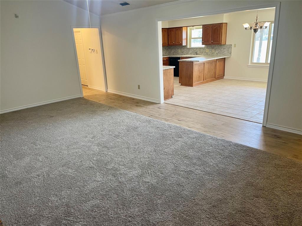 1624 County Road 1560 Property Photo 9