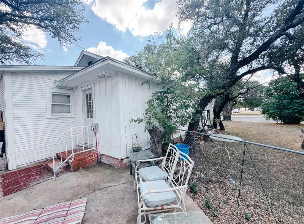 3410 Austin Avenue Property Photo 6