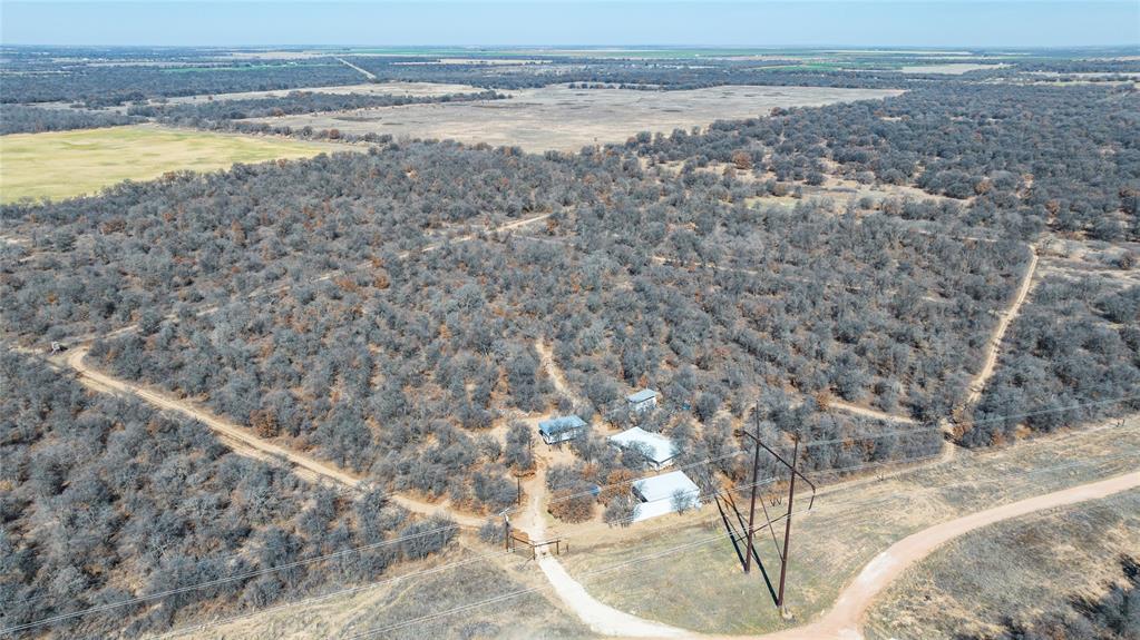 7498 Private Road 391 Property Photo 1