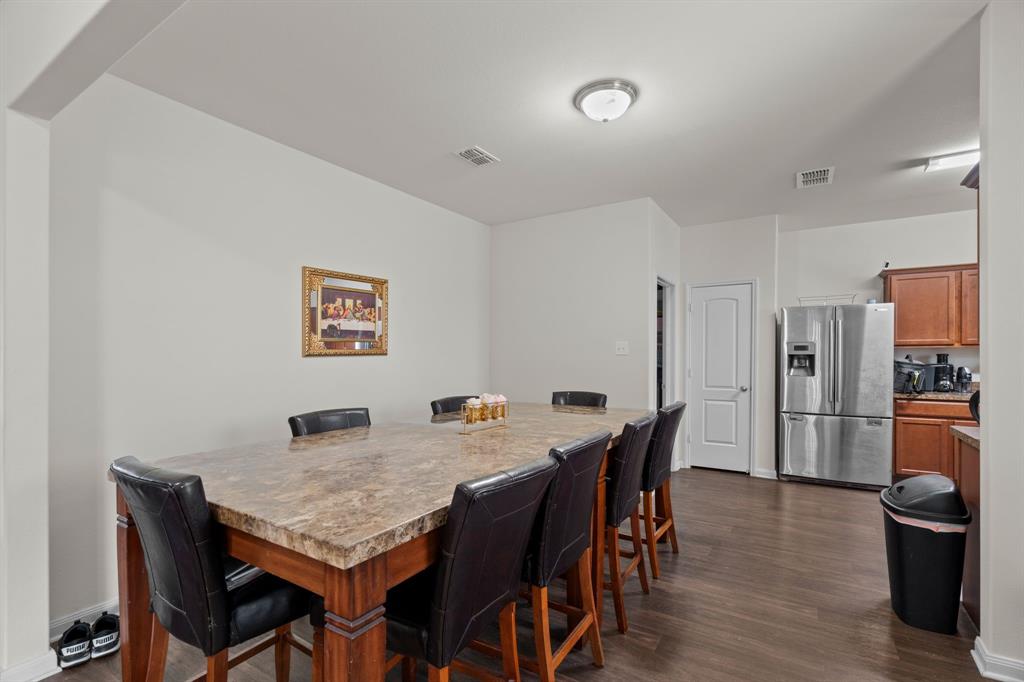 9831 Whistler Drive Property Photo 8