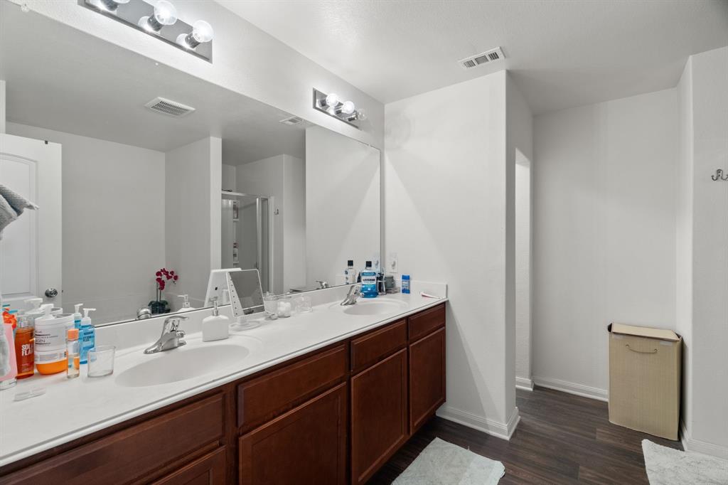 9831 Whistler Drive Property Photo 12
