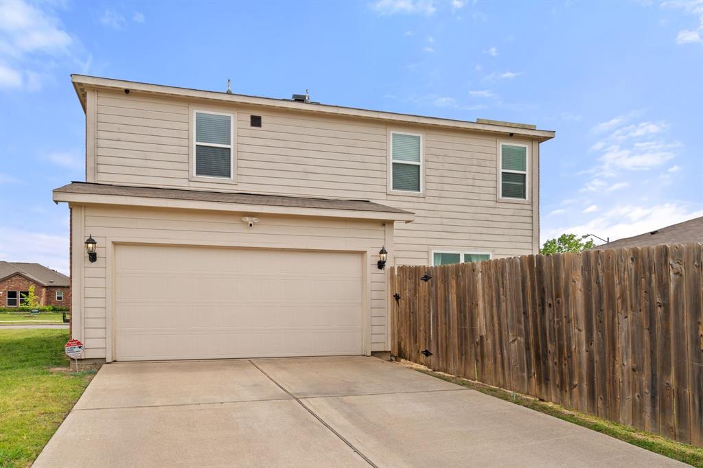 9831 Whistler Drive Property Photo 21