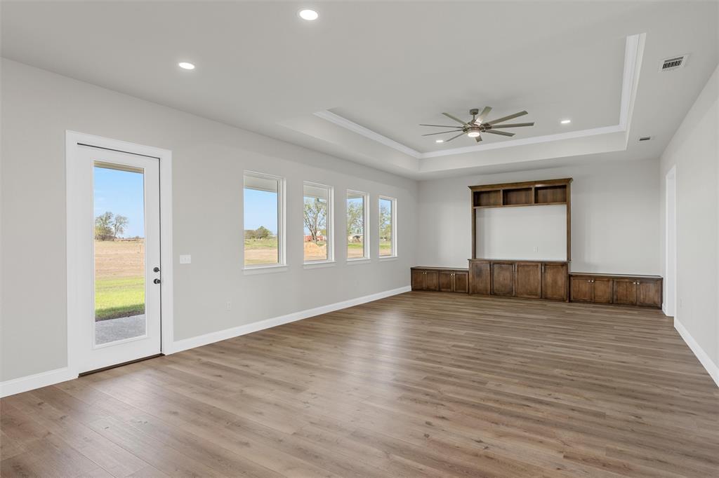 995 Galaxy Road Property Photo 7