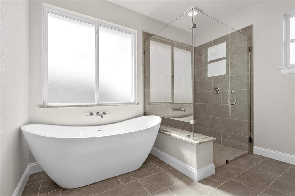 995 Galaxy Road Property Photo 16