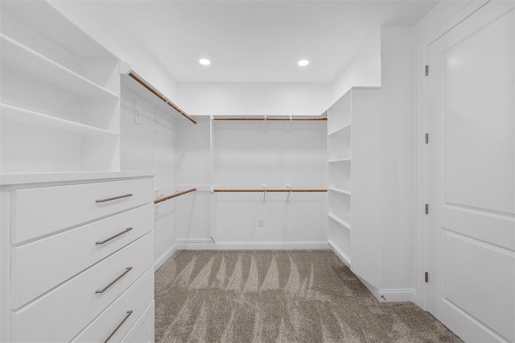995 Galaxy Road Property Photo 17