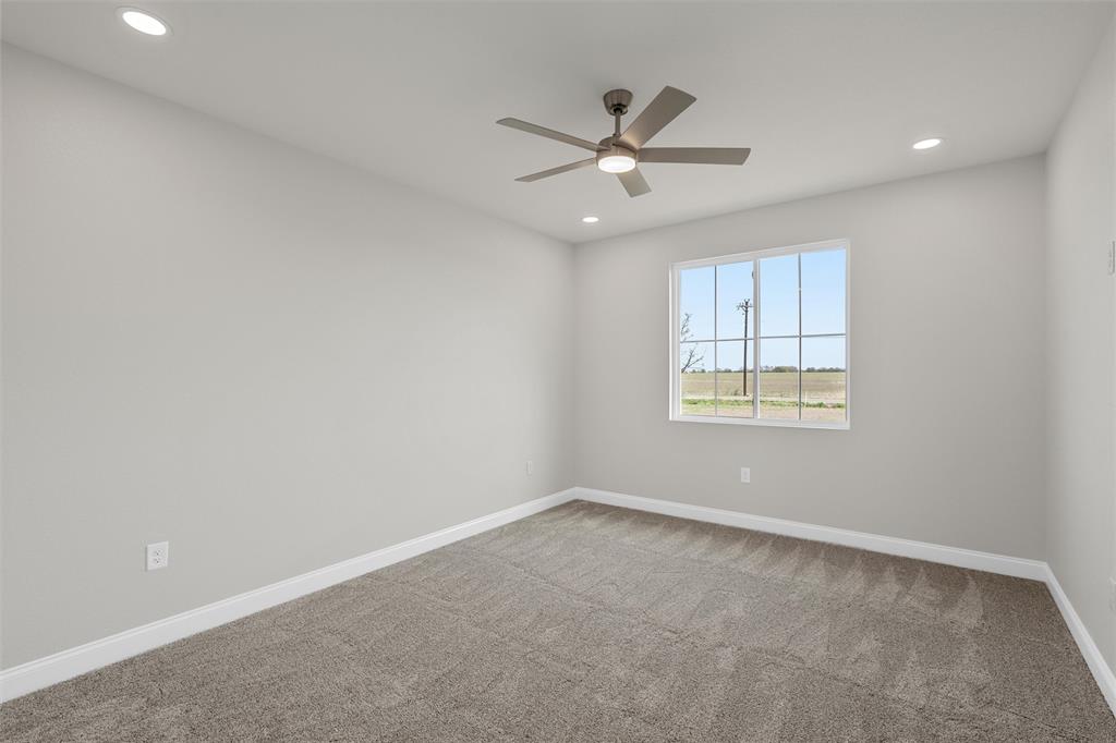 995 Galaxy Road Property Photo 21