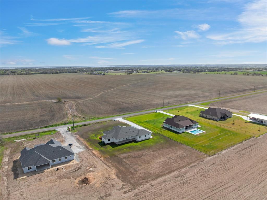 995 Galaxy Road Property Photo 33