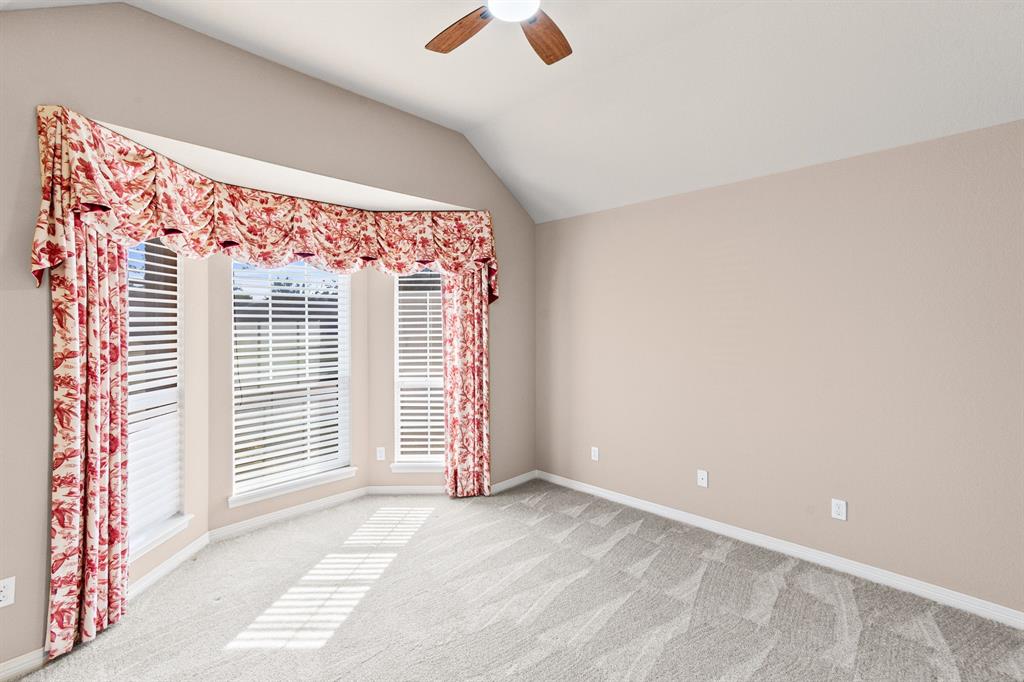 111 Crestway Drive 24 Property Photo 14