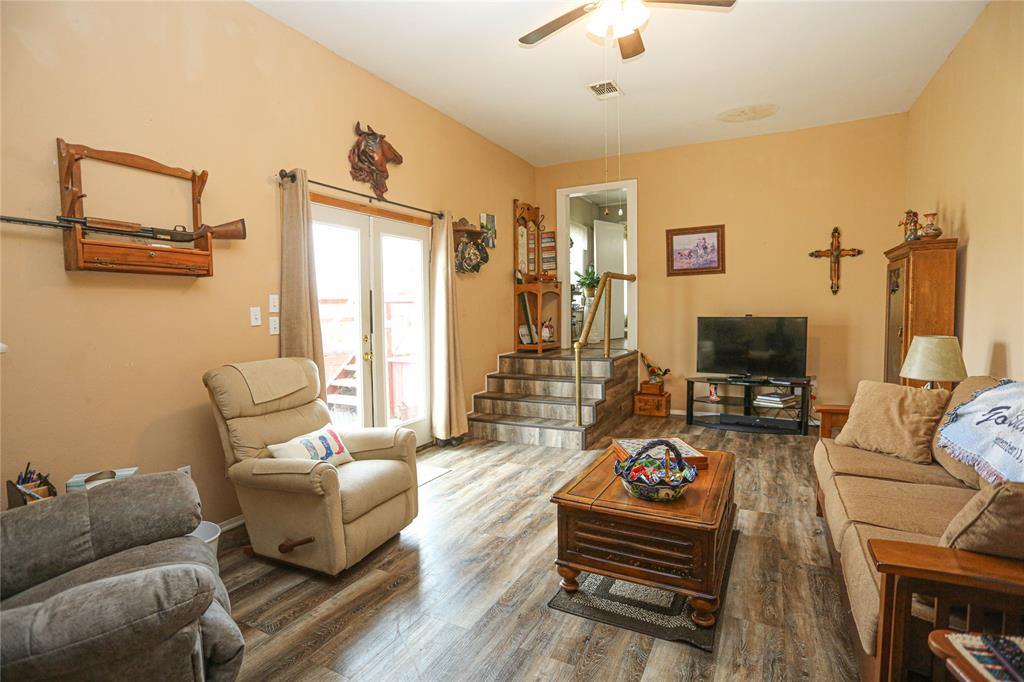 12301 Hwy 36 Property Photo 17