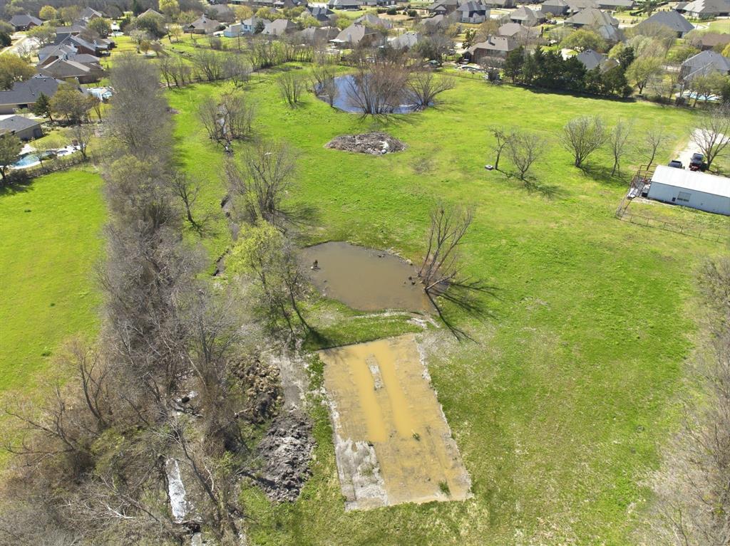 313 Hubbard Drive Property Photo 4