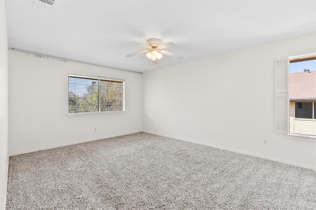 2632 Custer Parkway C Property Photo 10