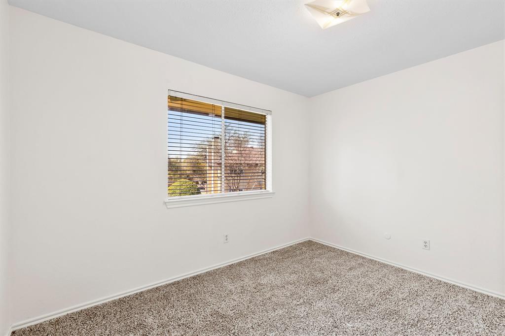2632 Custer Parkway C Property Photo 17