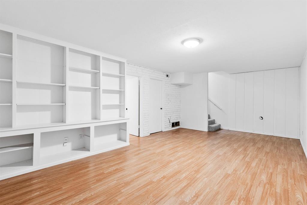 2632 Custer Parkway C Property Photo 23