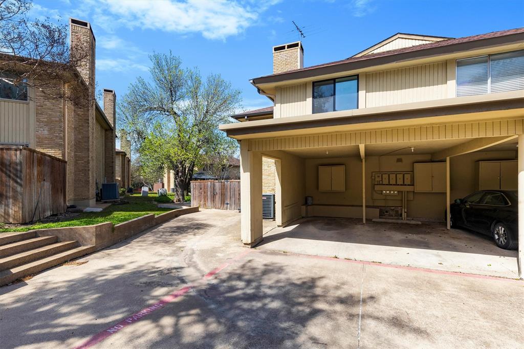 2632 Custer Parkway C Property Photo 28