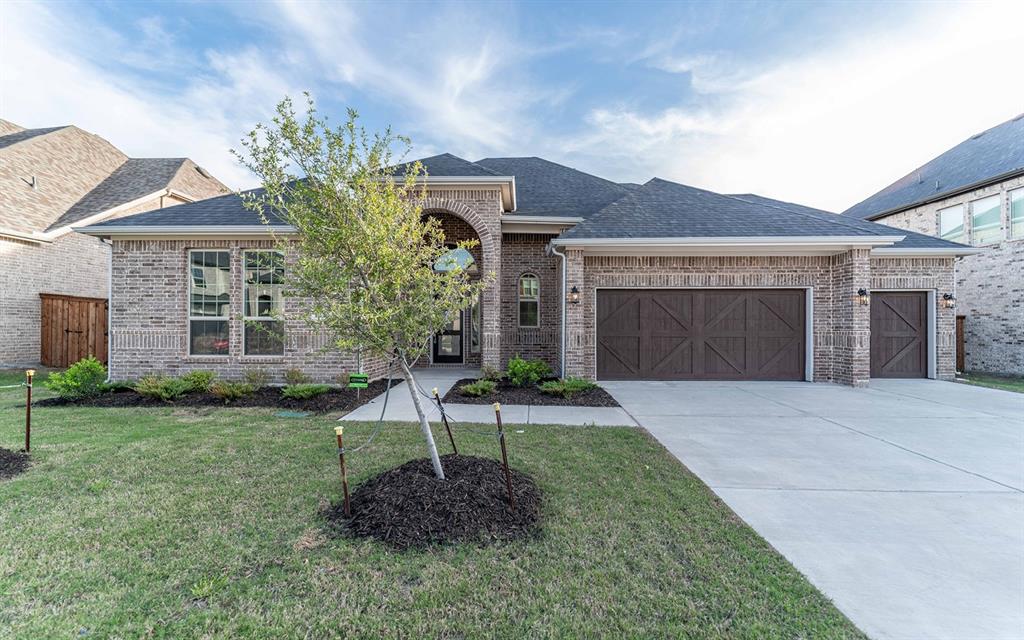 1855 Navarre Way Property Photo 1