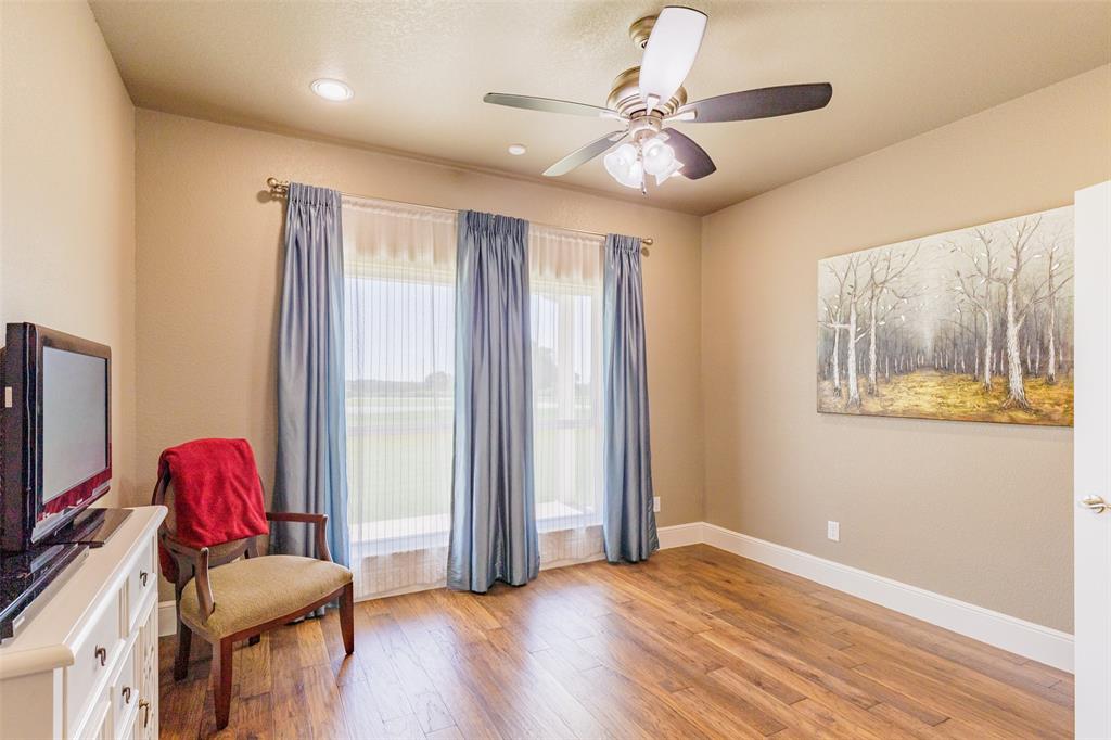 121 County Road 2571 Property Photo 16