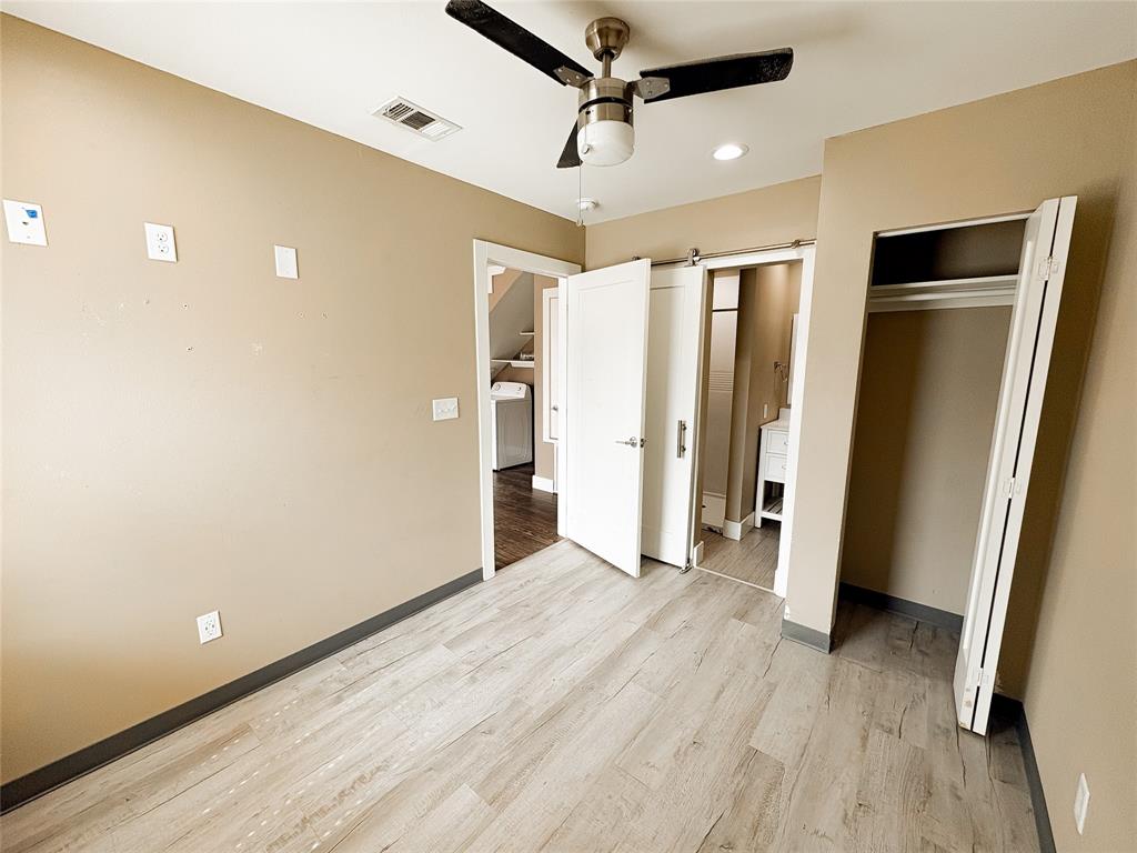 301 E Brockett Street 100 Property Photo 5