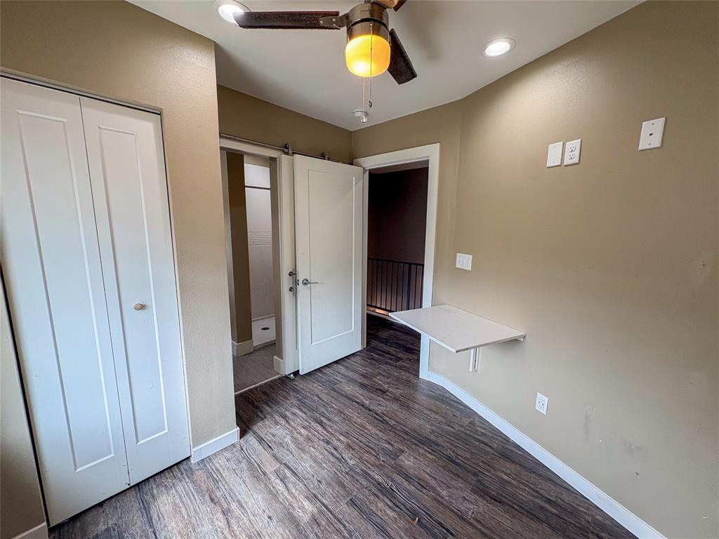 301 E Brockett Street 100 Property Photo 12