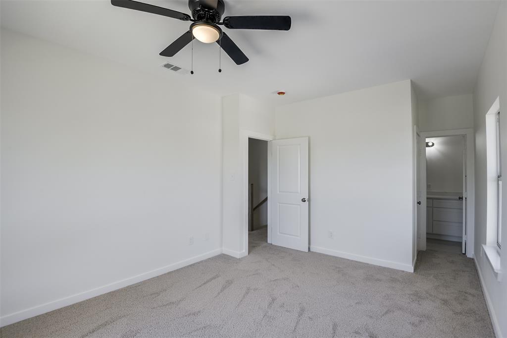 2916 Forestwood Drive Property Photo 31