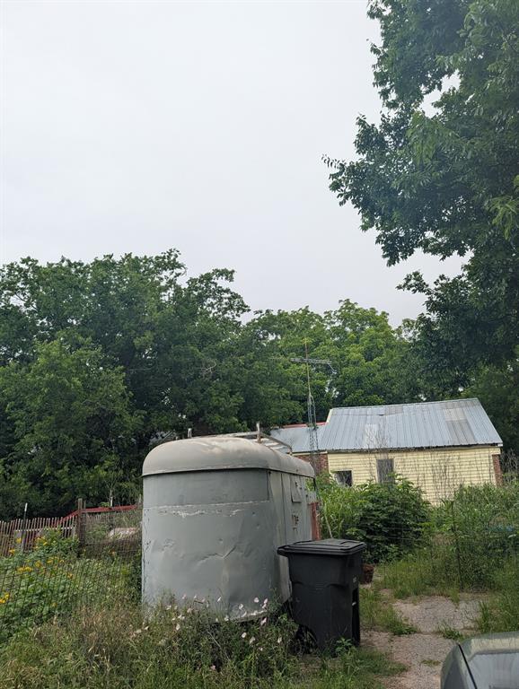 602 Avenue H Property Photo 19