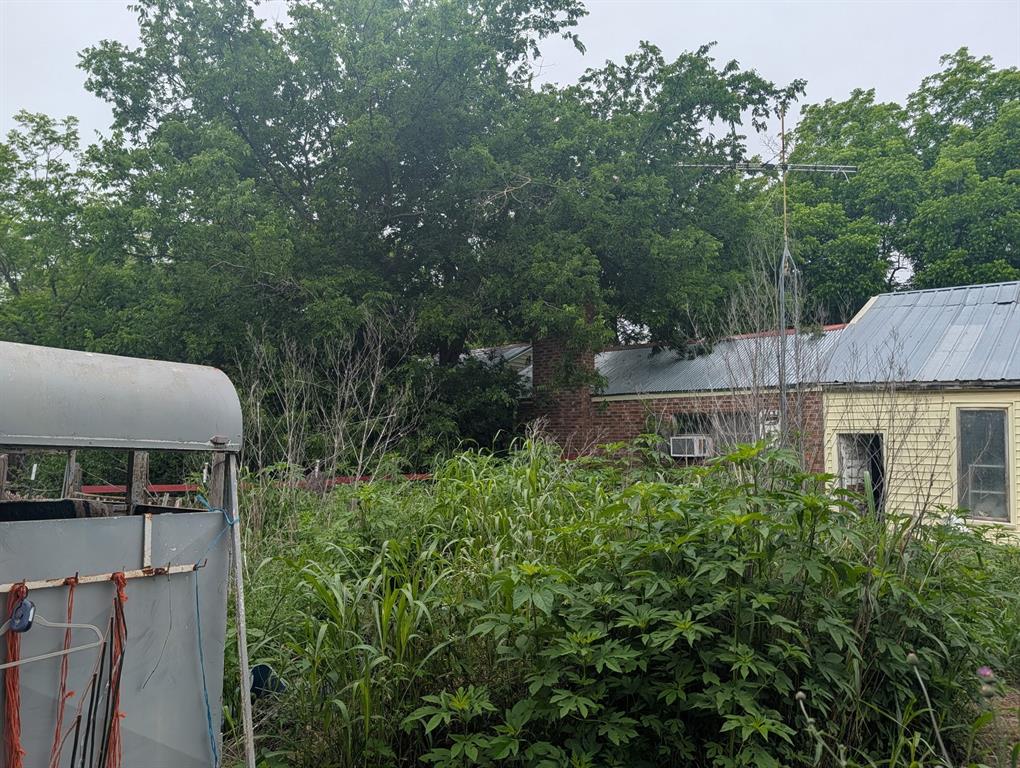 602 Avenue H Property Photo 25