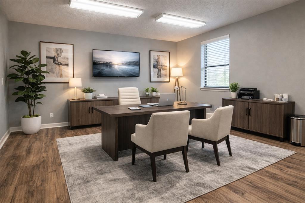 2775 Ne Loop 286 Highway Property Photo 10