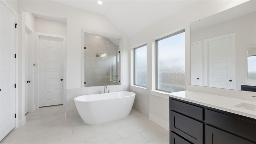 1816 Greenwich Lane Property Photo 15