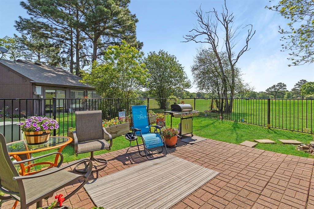 17 Townhouse Lane Property Photo 1