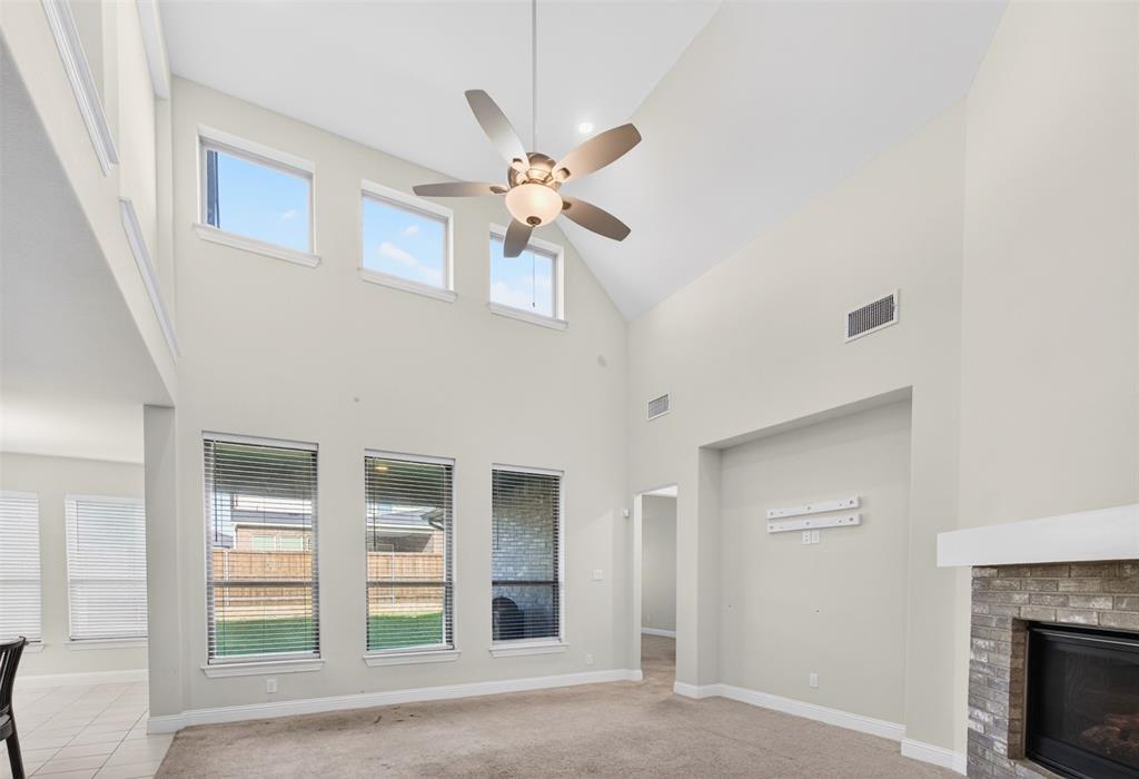 2604 Silver Leaf Drive Property Photo 17