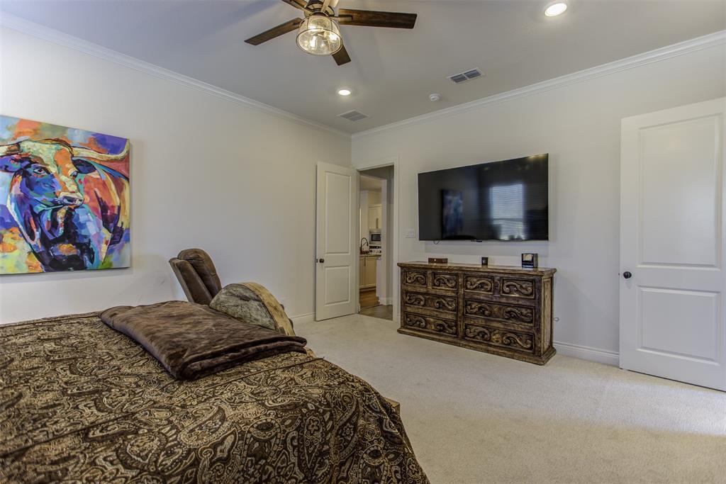 704 Hayden Way Property Photo 15