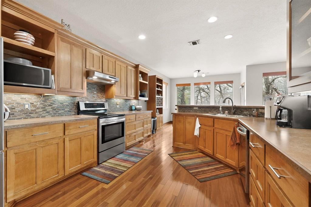 185 Silver Lakes Drive Property Photo 16