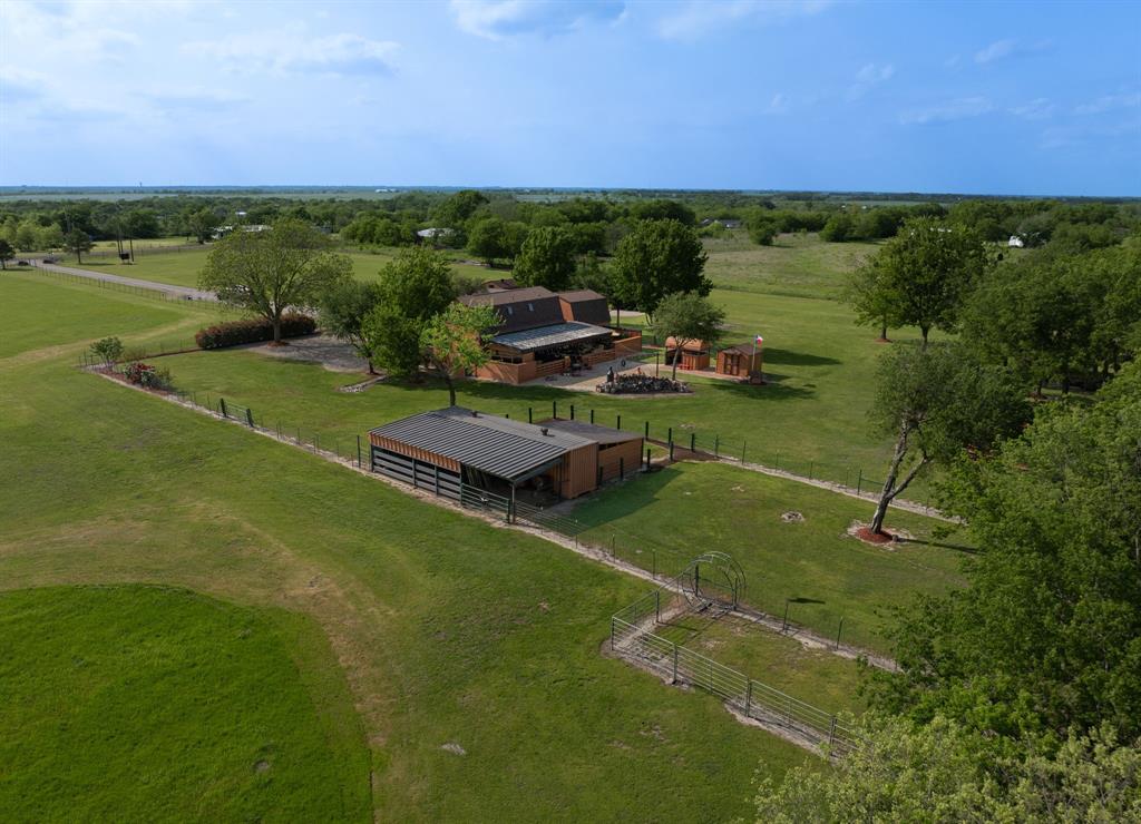 12282 Fm 1392 Property Photo 3