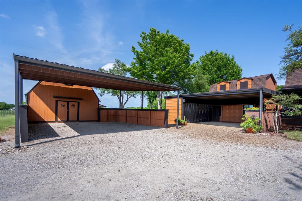 12282 Fm 1392 Property Photo 8
