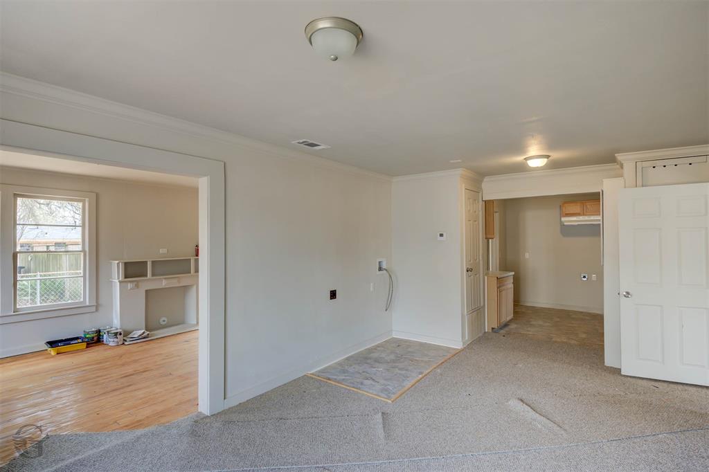 3025 Drexel Street Property Photo 10