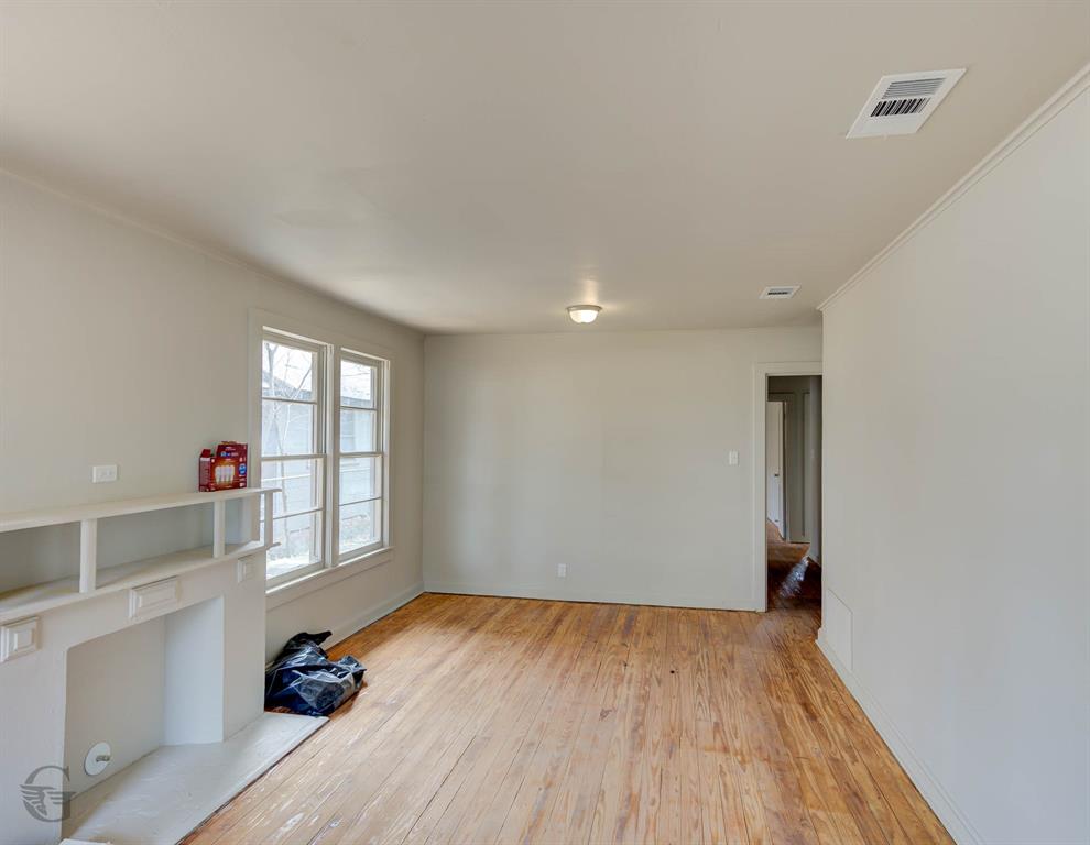 3025 Drexel Street Property Photo 11