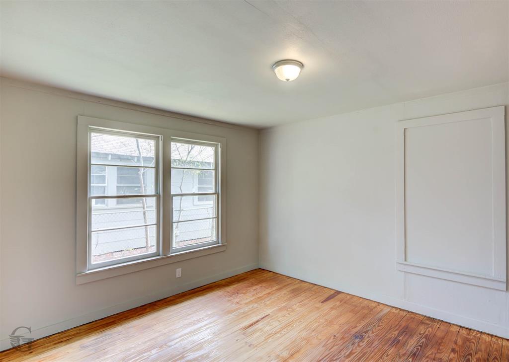 3025 Drexel Street Property Photo 15