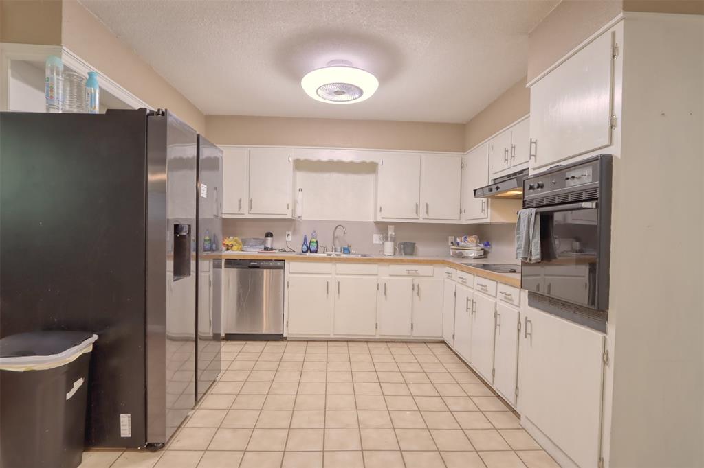 914 S Avenue N Property Photo 9