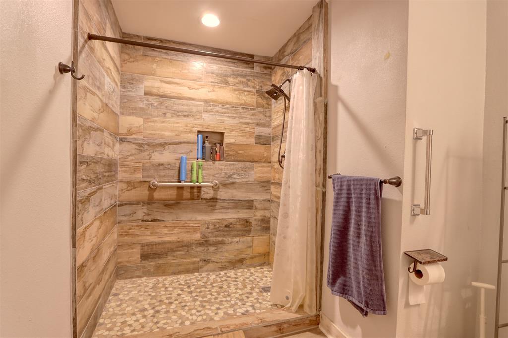 914 S Avenue N Property Photo 17