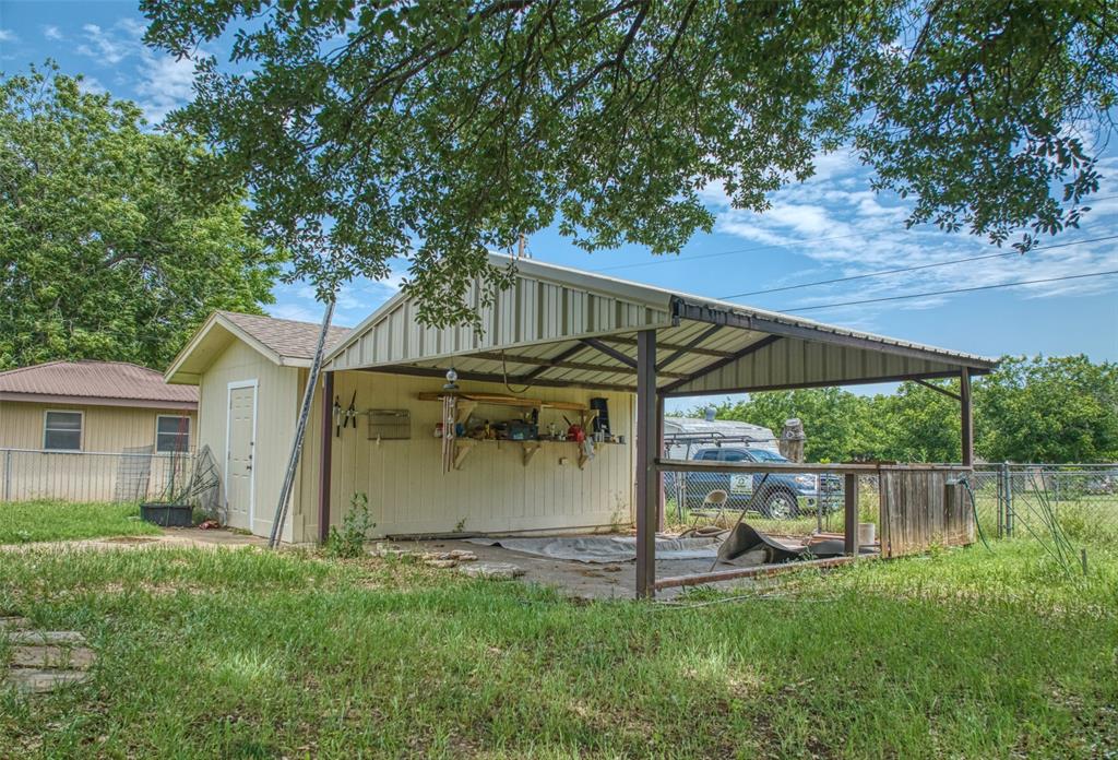 914 S Avenue N Property Photo 27