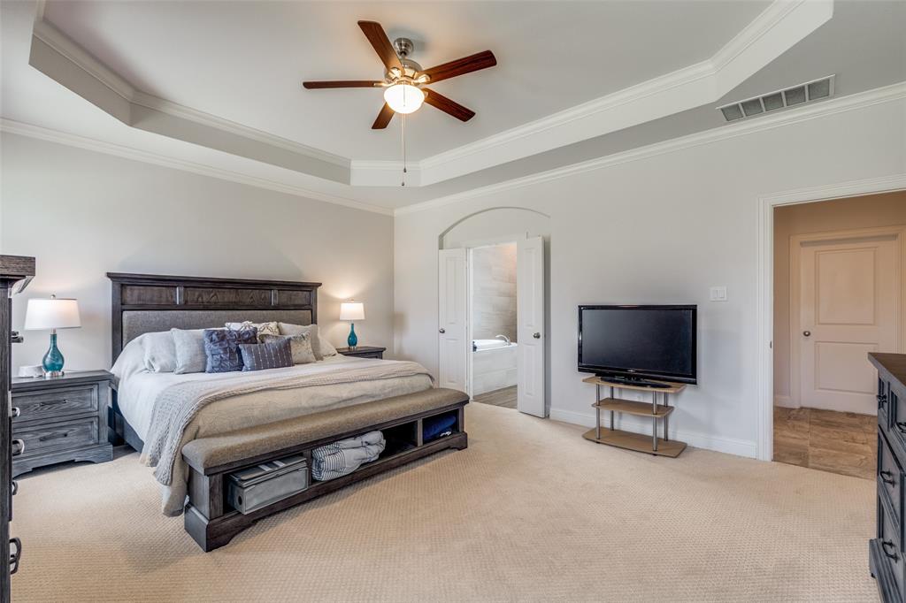 8525 Forest Creek Lane Property Photo 14