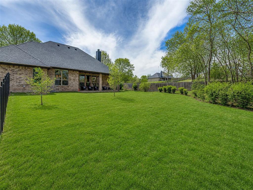 8525 Forest Creek Lane Property Photo 23