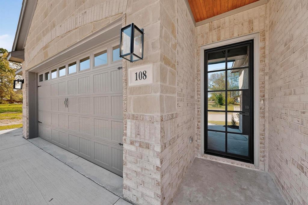 108 Palomita Circle Property Photo 4