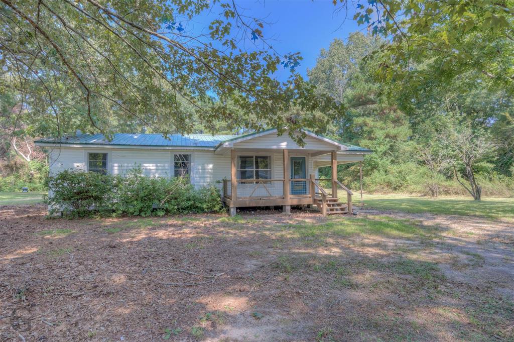 1054 Frontage Road Property Photo 3